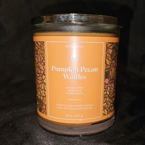 NWT Bath & Body Works Single Wick Candle Pumpkin Pecan Waffles
